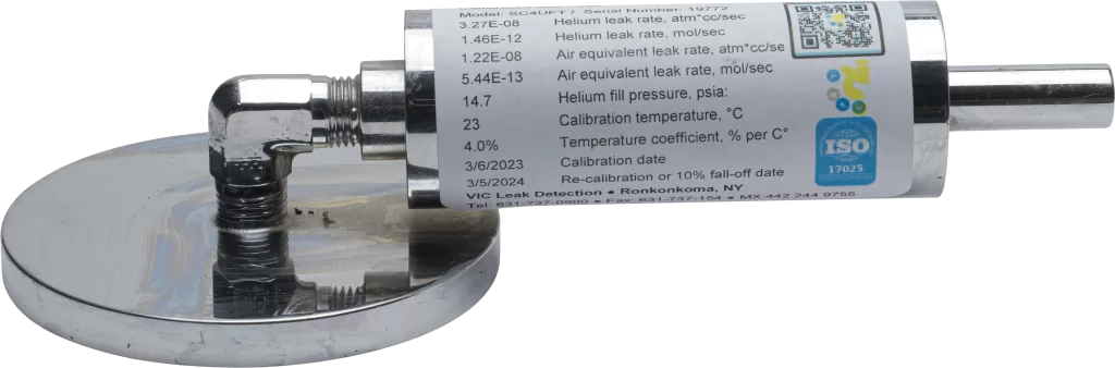 Helium-calibrated leak for ATEQ testing equipment